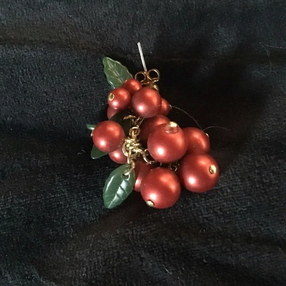 Beaded Dangle Pierced Earrings Grapes Berries Burgundy Red W/ Leaves 2 Inch
